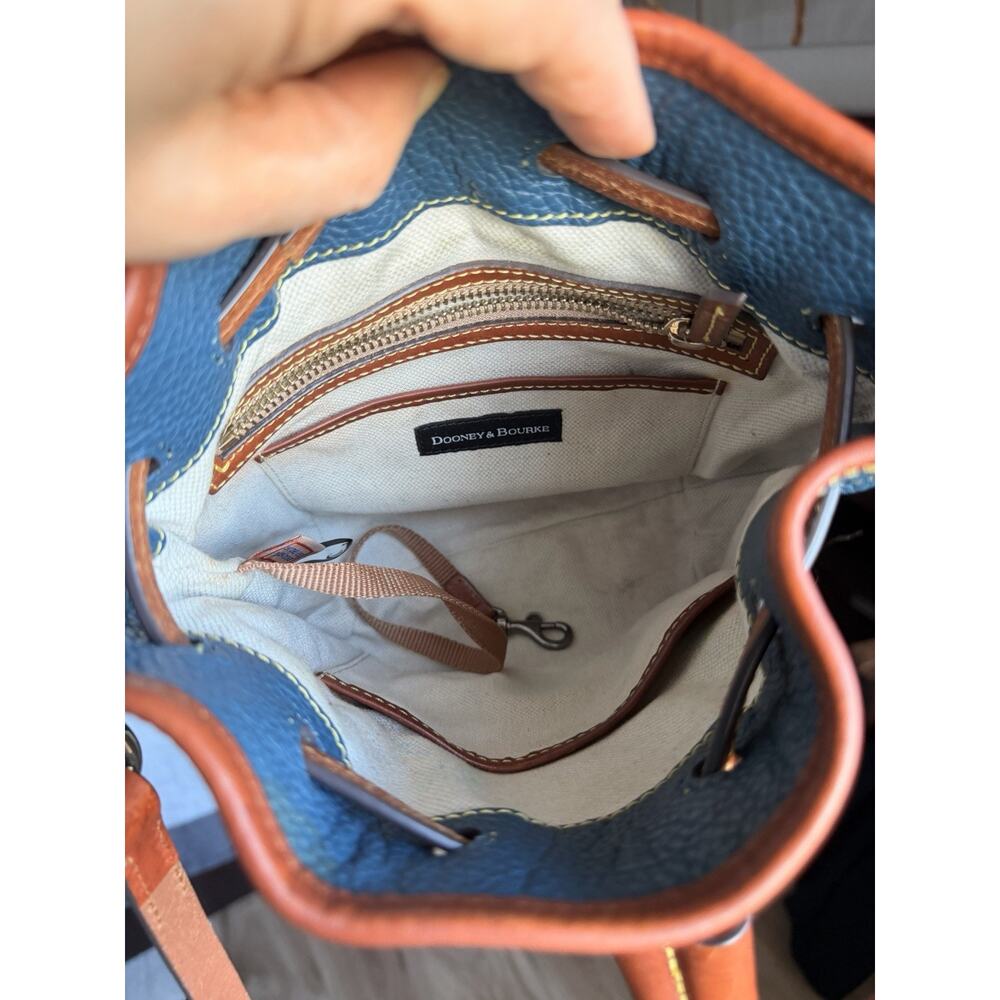 Dooney & Bourke Drawstring Crossbody Jeans Color Italian Pebbled Leather Bag - Picture 12 of 14